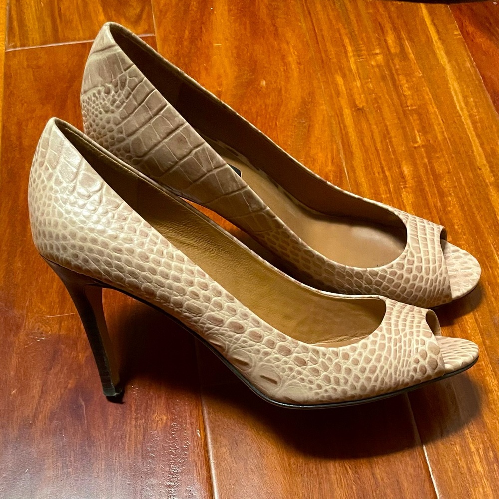 Ann Taylor leather heels